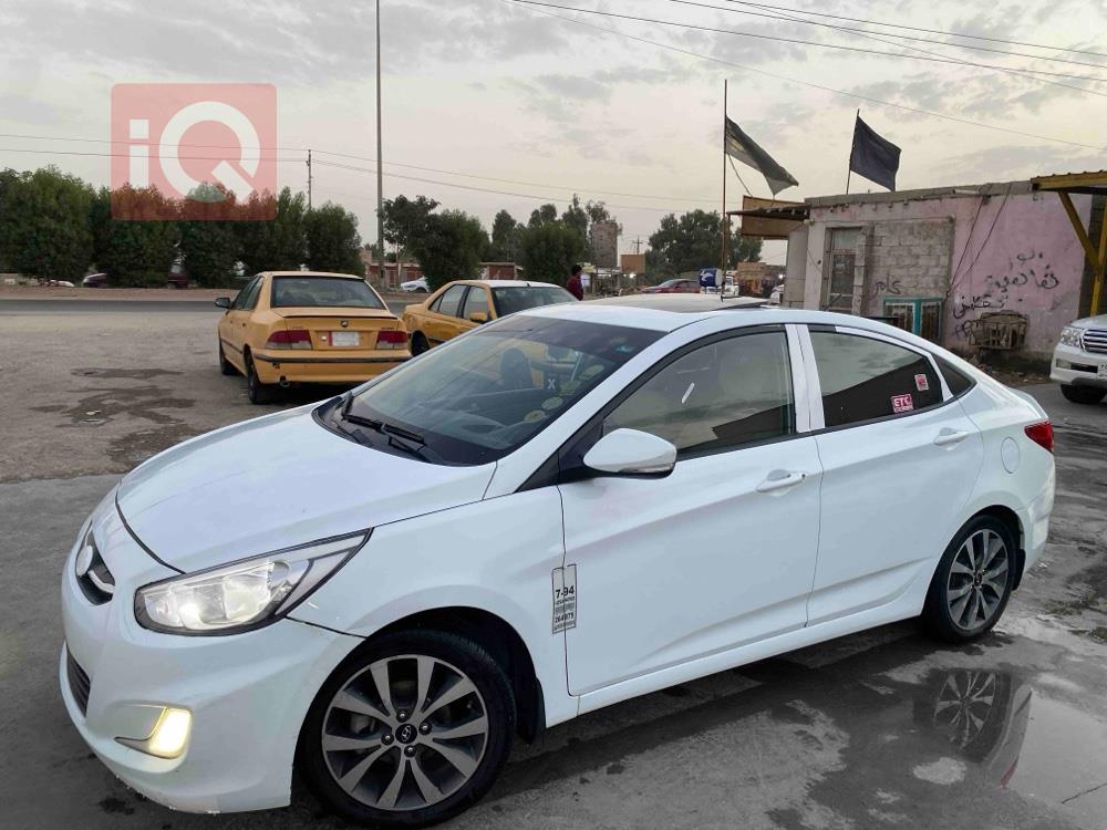 هیوندای ئەکسنت